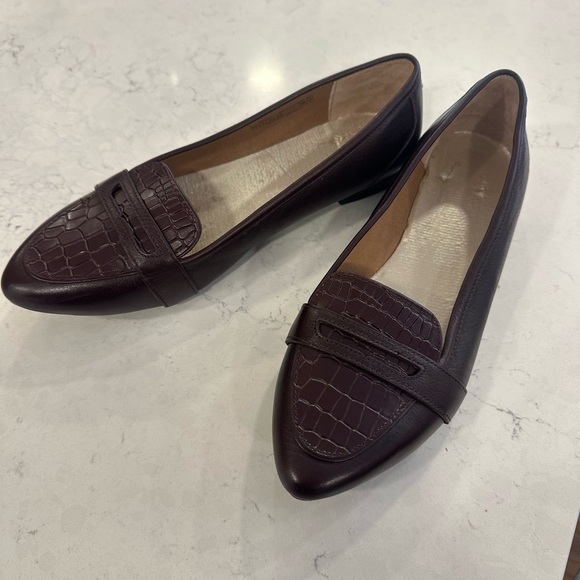 Vionic Womens Savannah Loafer Flat Shoes Leather Slip On - Crocodile - Picture 4 of 8